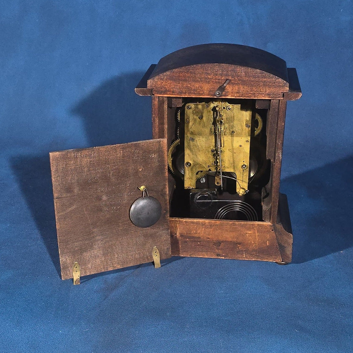 Antique Seth Thomas Mantel Clock with Key and Pendulum, Made in U.S.A.