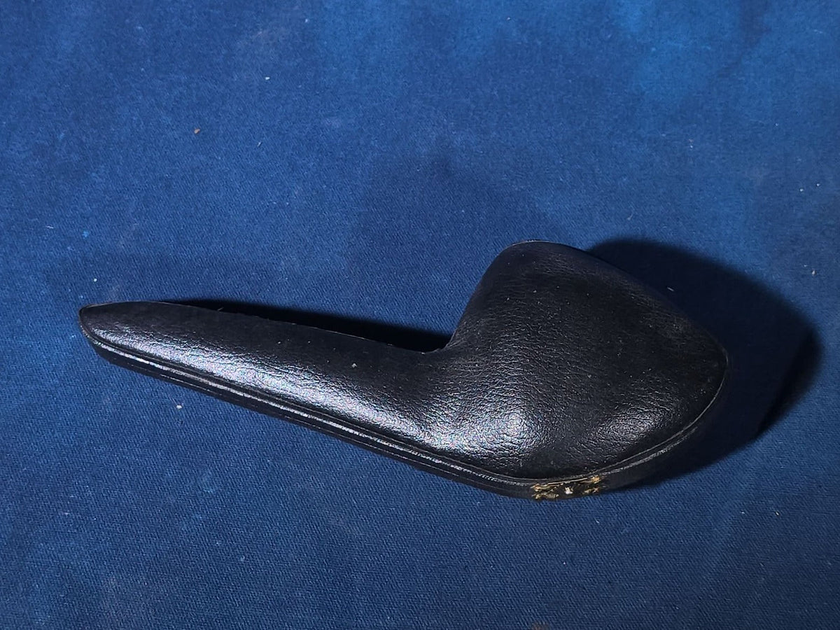 Vintage Carved Meerschaum Pipe with Figural Hunter Smoking a Pipe, in Fitted Case