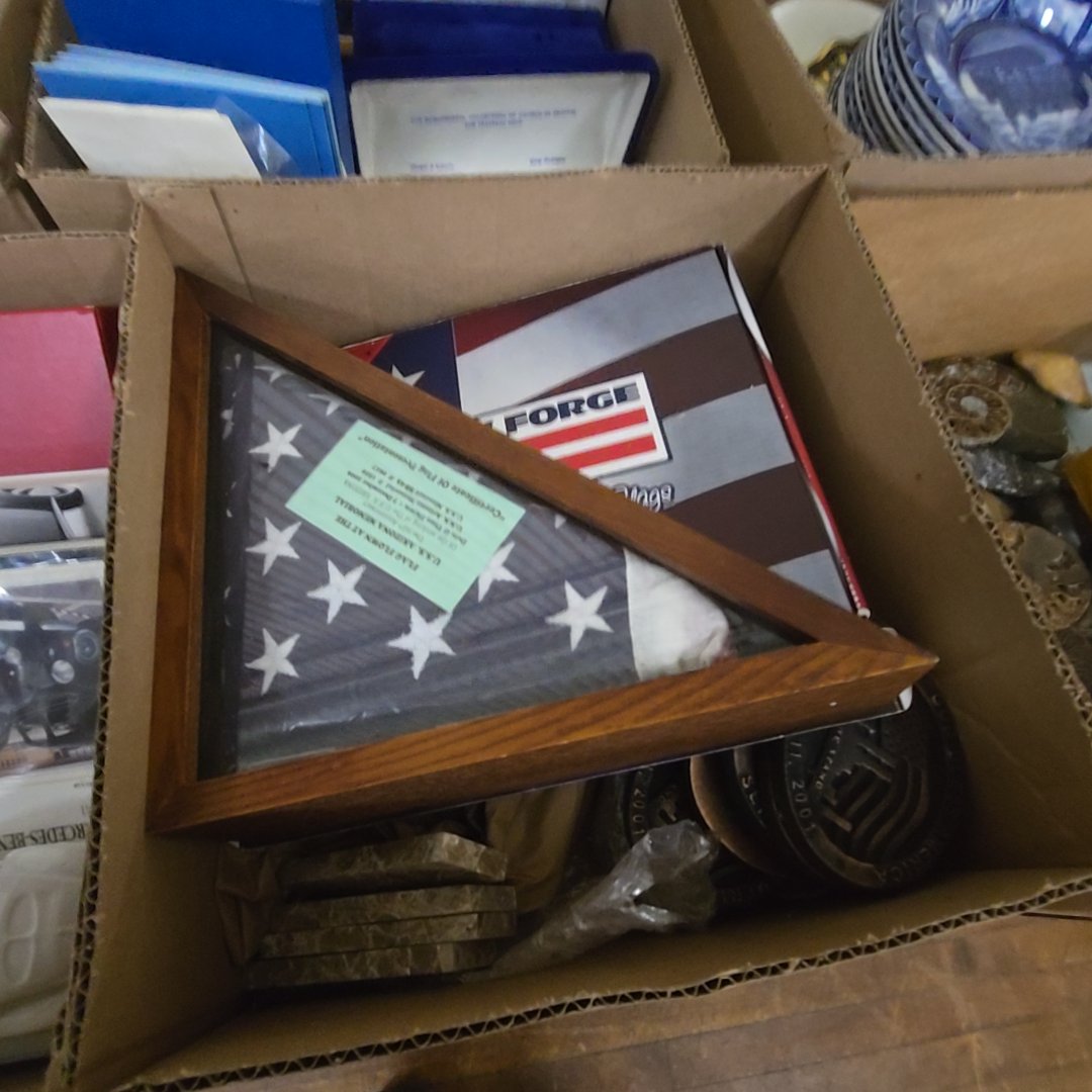 Fox lot with 911 commemorative medals and flags