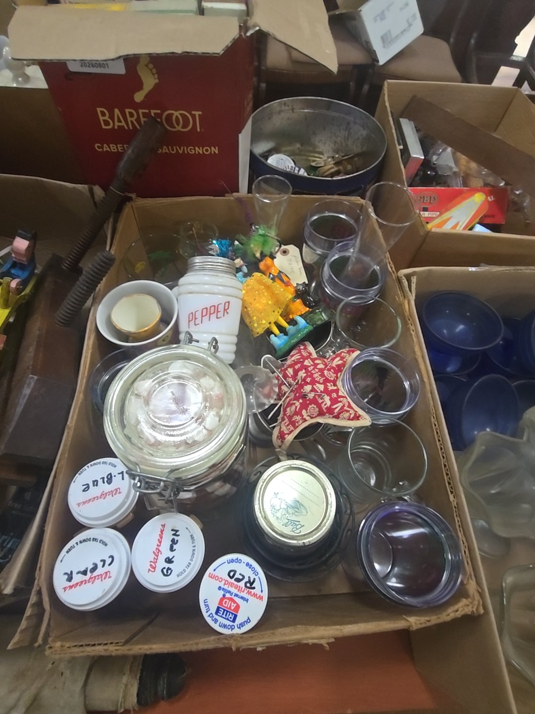 box lot of miscellaneous glassware including pepper shaker