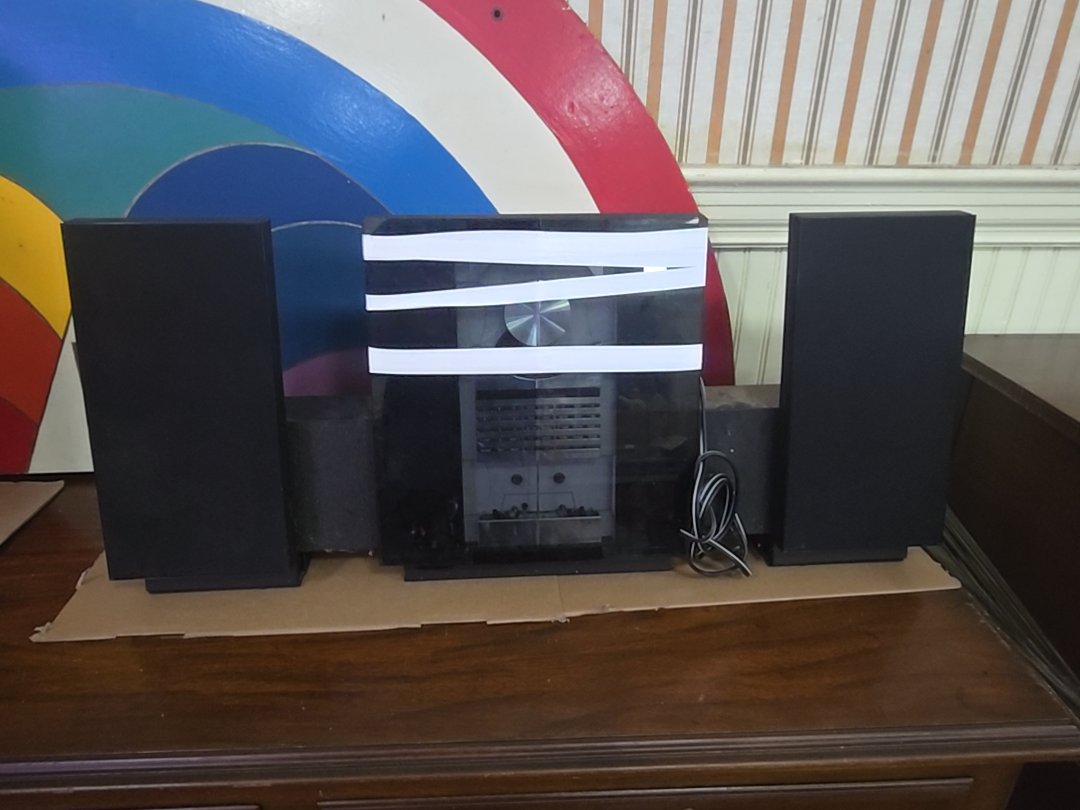 Vintage stereo, untested