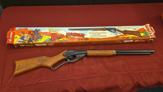 Vintage Daisy Red Ryder B-B Gun, Item No. 1938B, with Original Box