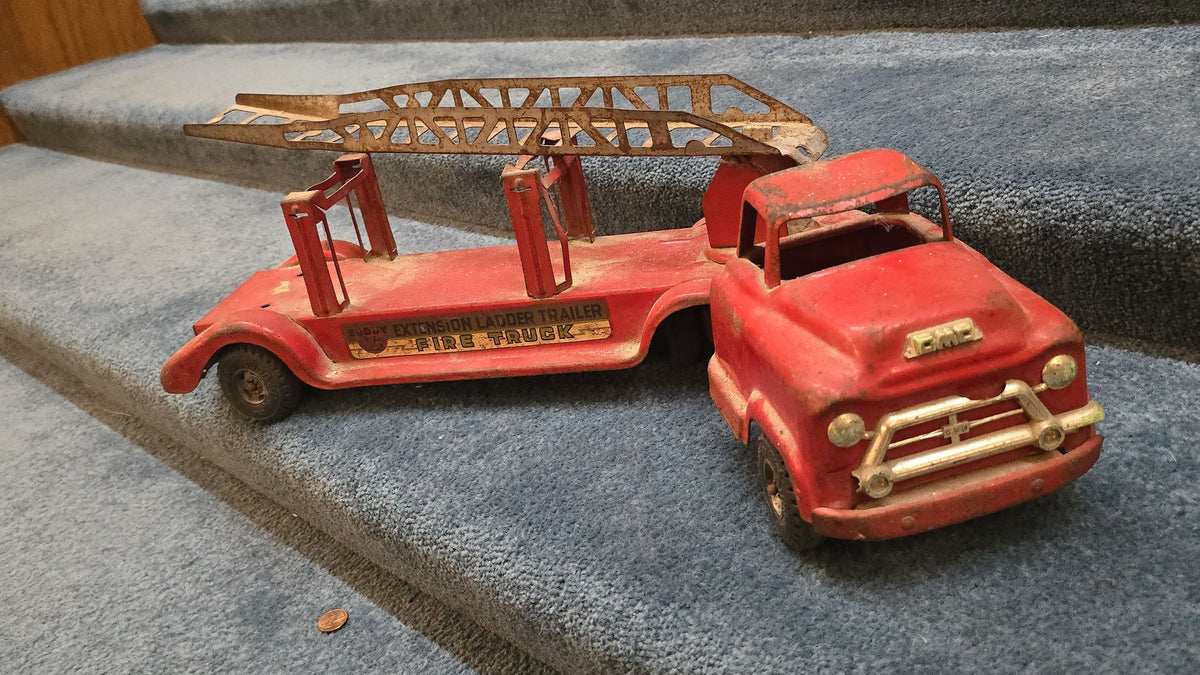Vintage Buddy L G.M.C. Extension Ladder Trailer Fire Truck Pressed Steel Toy