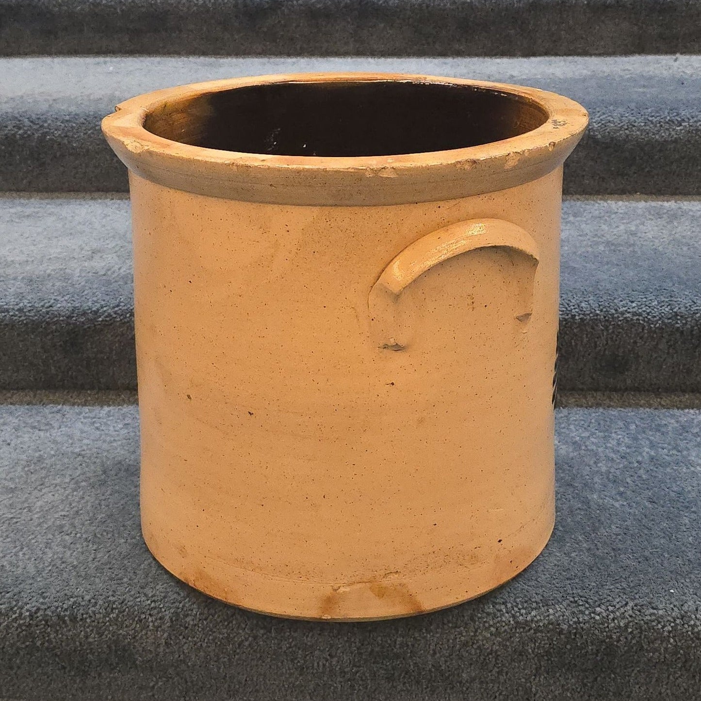 Antique Whites Utica, New York Four-Gallon Stoneware Crock with Cobalt Bird Decoration, Note Damage