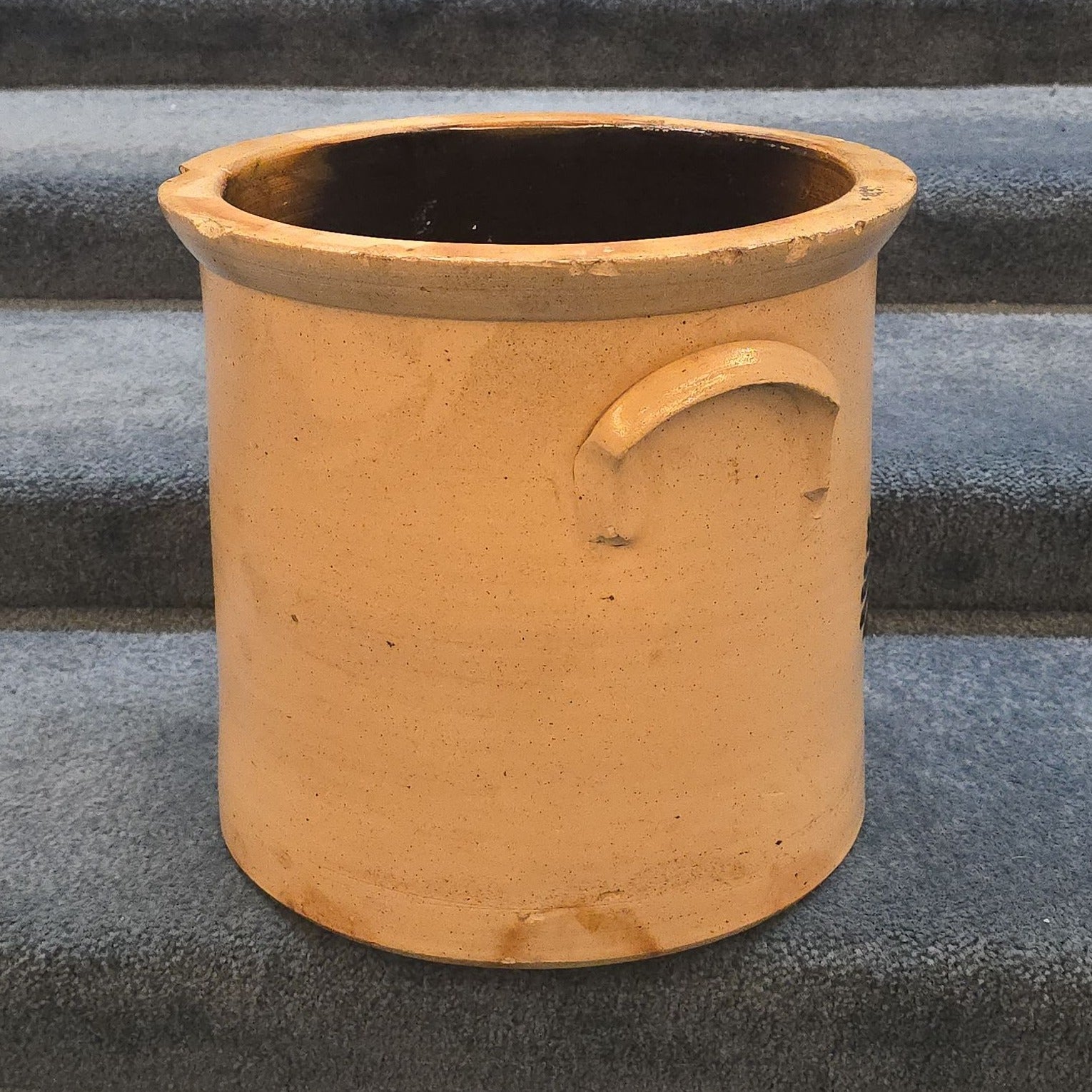 Antique Whites Utica, New York Four-Gallon Stoneware Crock with Cobalt Bird Decoration, Note Damage