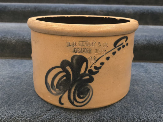 Antique H.C. Tenney & Co., Orange, Massachusetts 1½-Gallon Stoneware Crock with Cobalt Floral Decoration, Note Damage