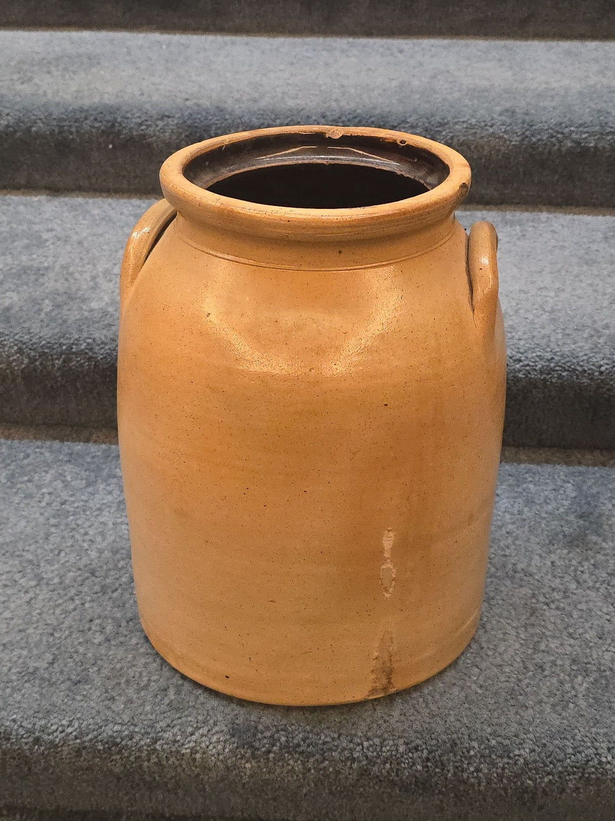 Antique Edmands & Co., Charlestown, Massachusetts Two-Gallon Stoneware Crock with Cobalt Floral Decoration, Note Damage