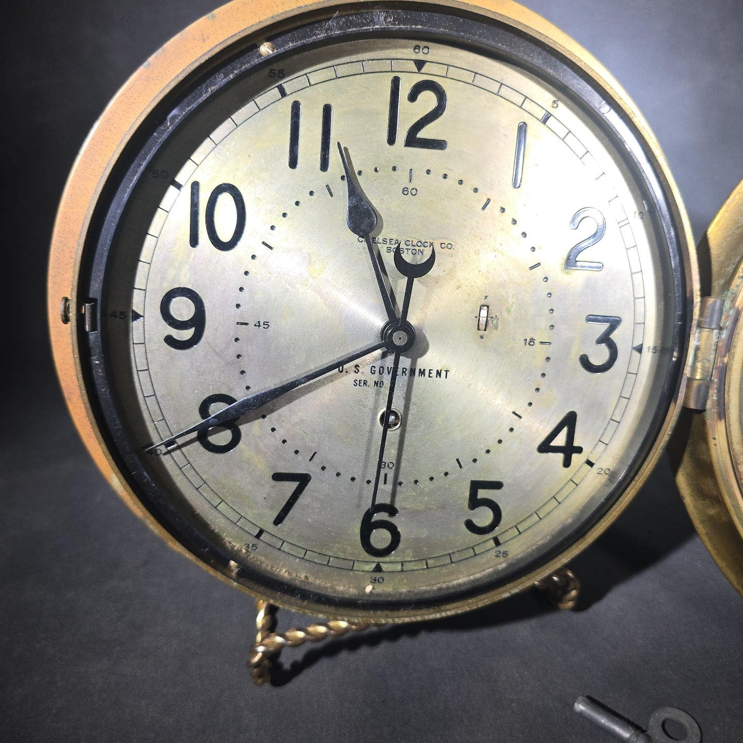 Vintage U.S. Government Ship's Clock in Brass Case with Key, Manufactured by Chelsea Clock Co., Boston, Massachusetts, Serial No. 599500