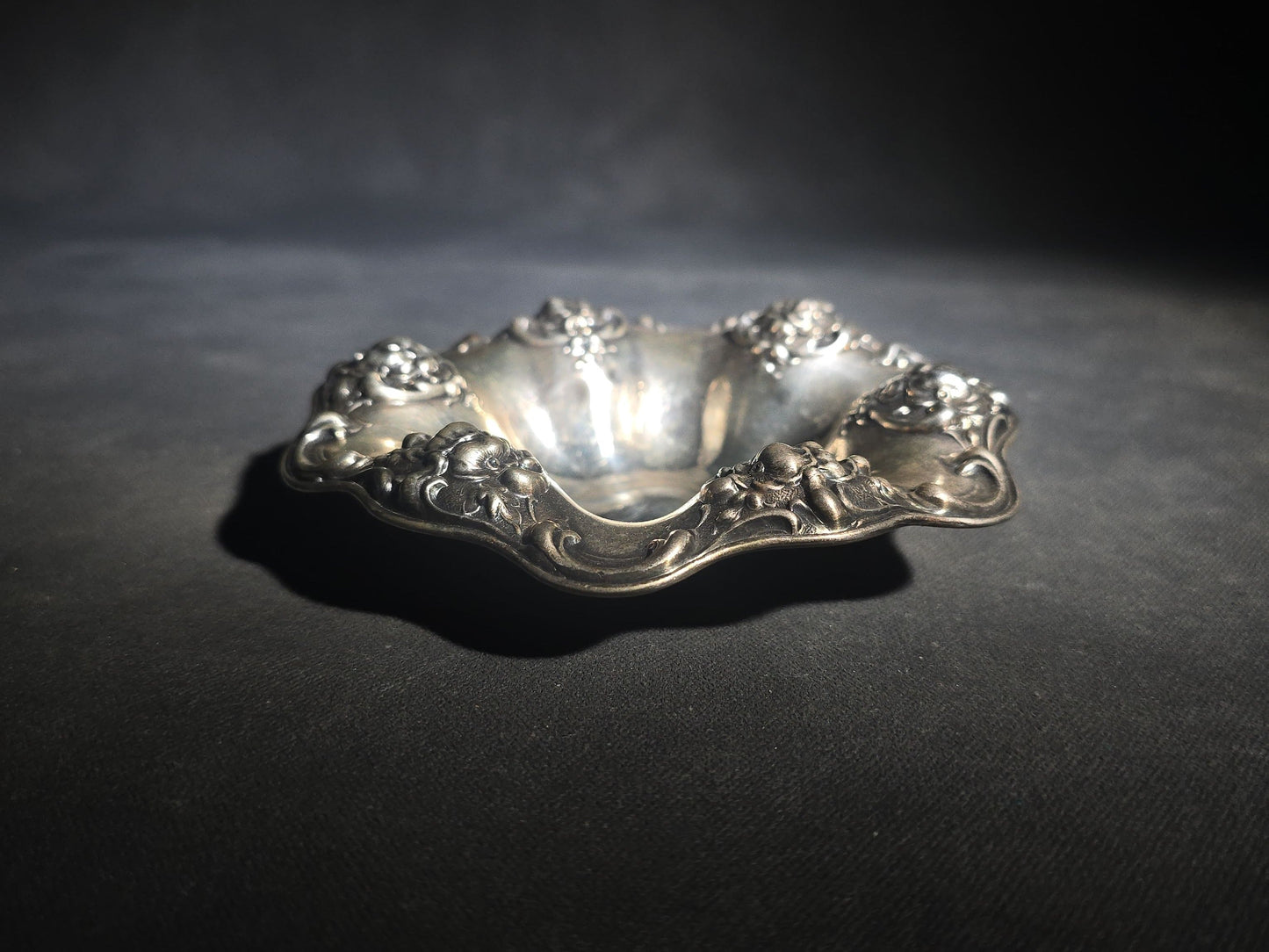 Antique Sterling Silver Art Nouveau Bon Bon Bowl with Repousse Floral Border, Pattern C1050