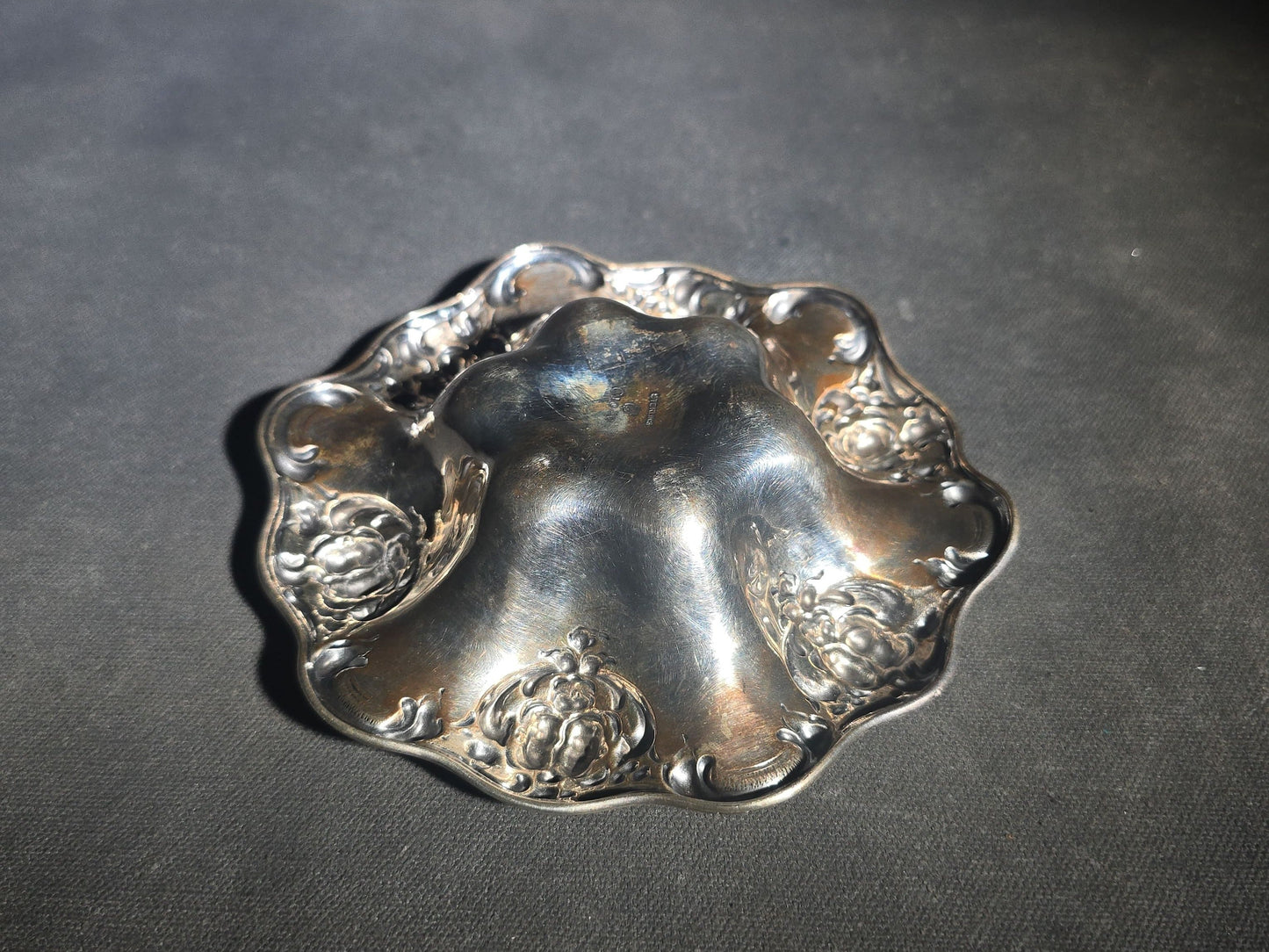 Antique Sterling Silver Art Nouveau Bon Bon Bowl with Repousse Floral Border, Pattern C1050