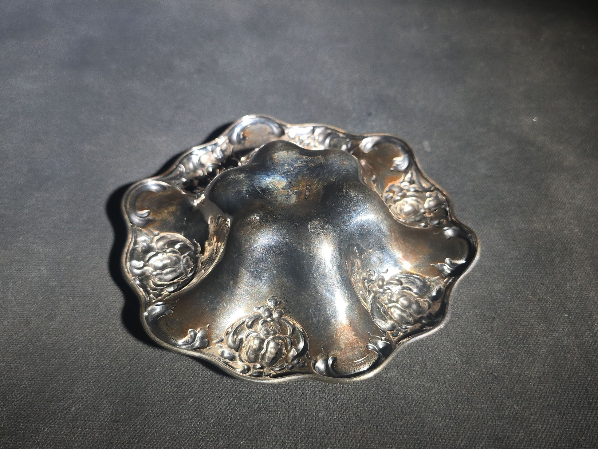 Antique Sterling Silver Art Nouveau Bon Bon Bowl with Repousse Floral Border, Pattern C1050