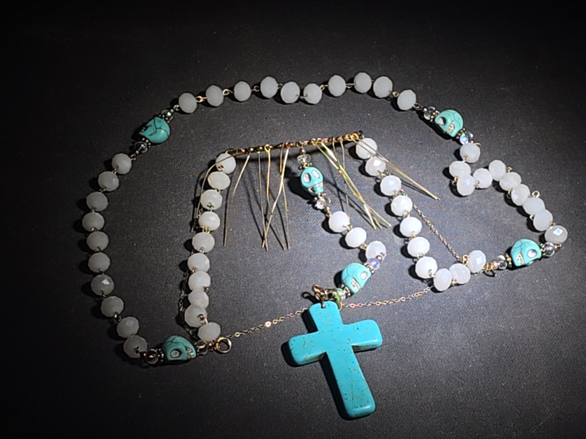 Vintage Beaded Rosary Necklace with Turquoise Skull Beads, Cross Pendant, and Gold-Plated Fringe Elements