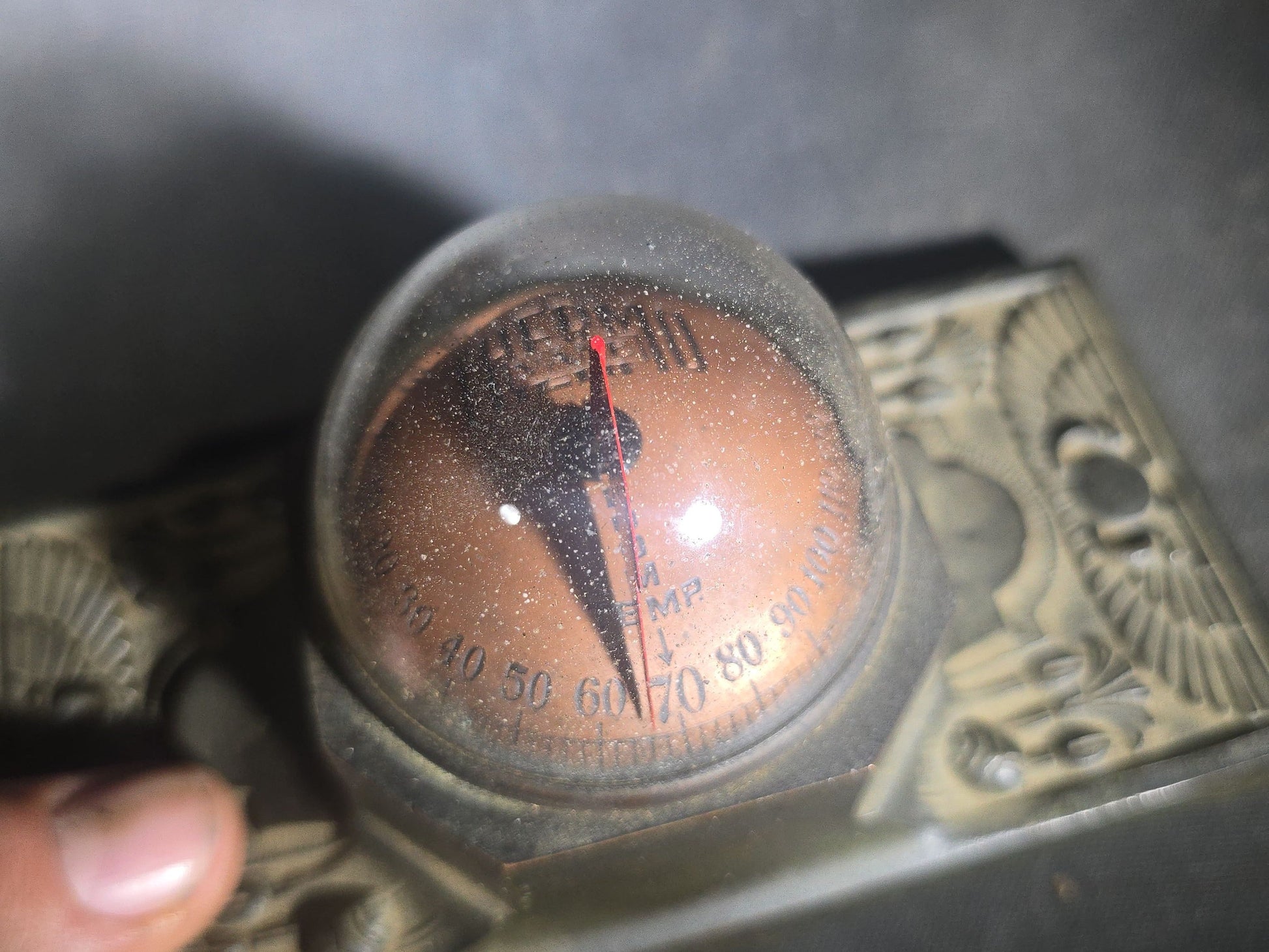 Antique Thermo Vane Dome Desk Thermometer with Egyptian Revival Winged Sun Disc and Lotus Motif Base, Manufactured by Schaeffer & Budenberg, Brooklyn, New York