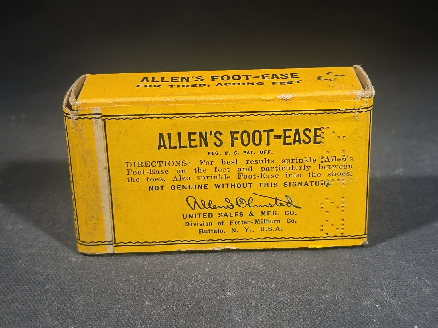 Antique Allen's Foot-Ease Foot Powder Advertising Box with Portrait of Allen Olmsted, N.O.S. with Contents, United Sales & Mfg. Co., Division of Foster-Milburn Co., Buffalo, New York