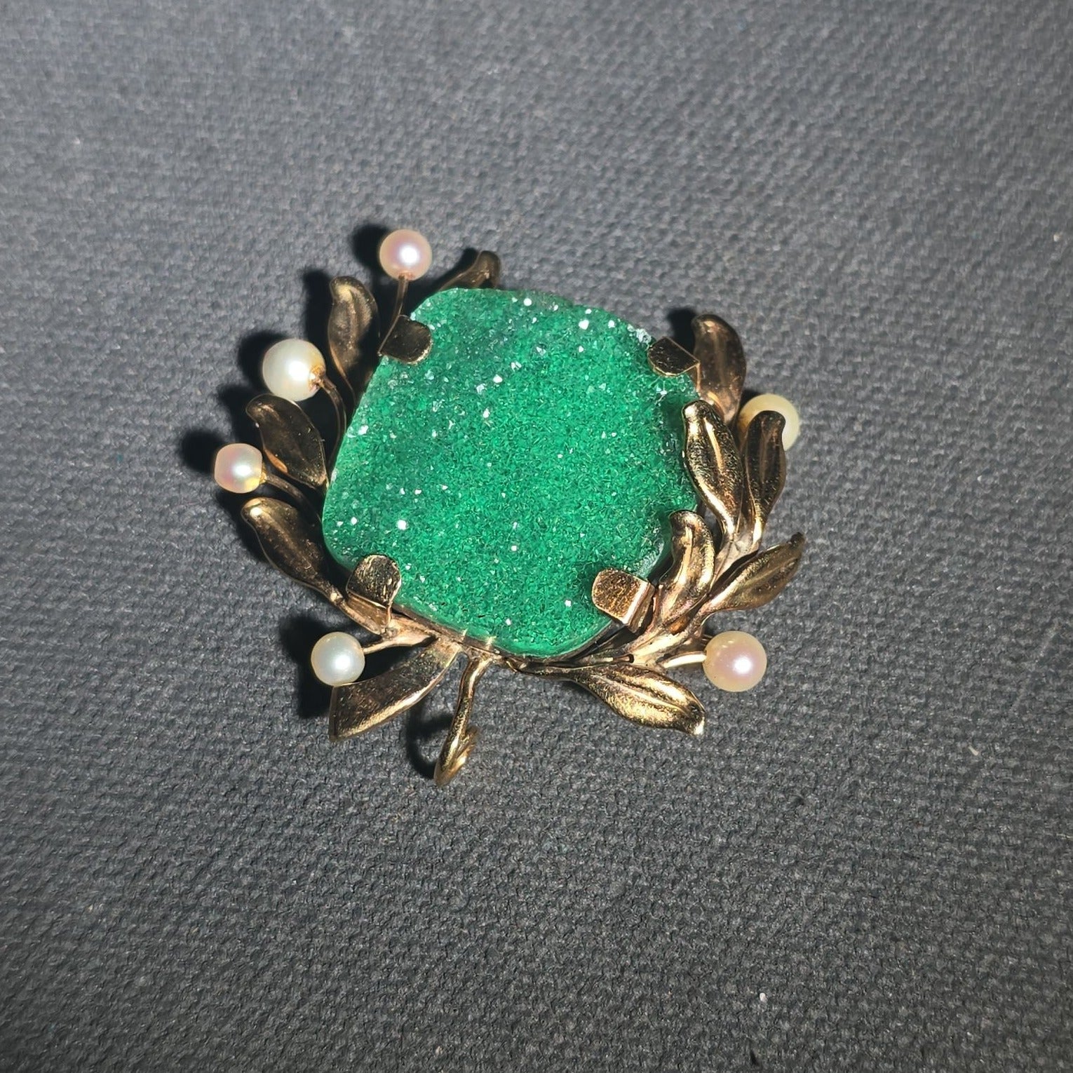 14K Gold Brooch with Green Uvarovite Garnet Druzy Stone and Pearls in Foliate Setting