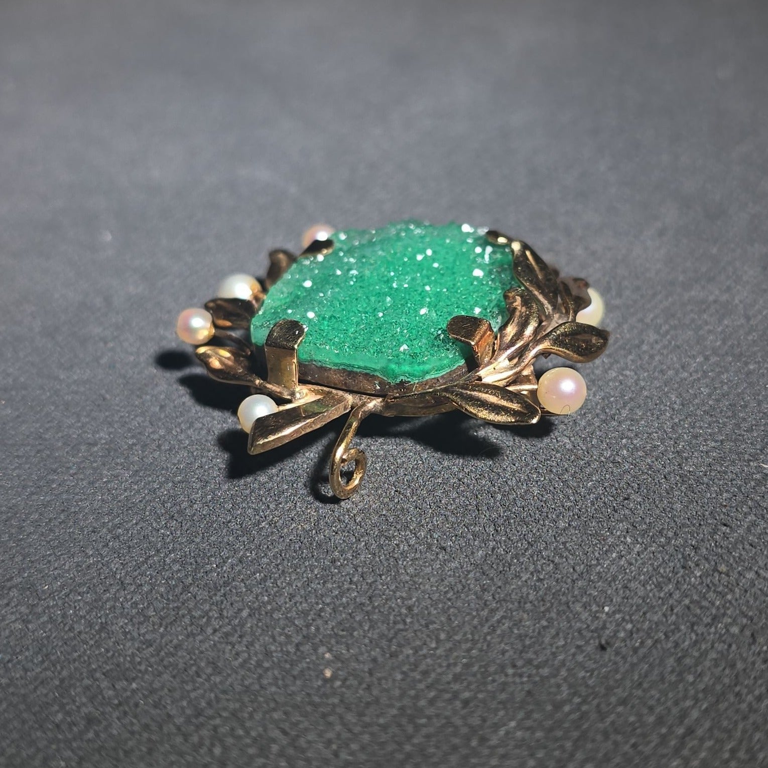 14K Gold Brooch with Green Uvarovite Garnet Druzy Stone and Pearls in Foliate Setting
