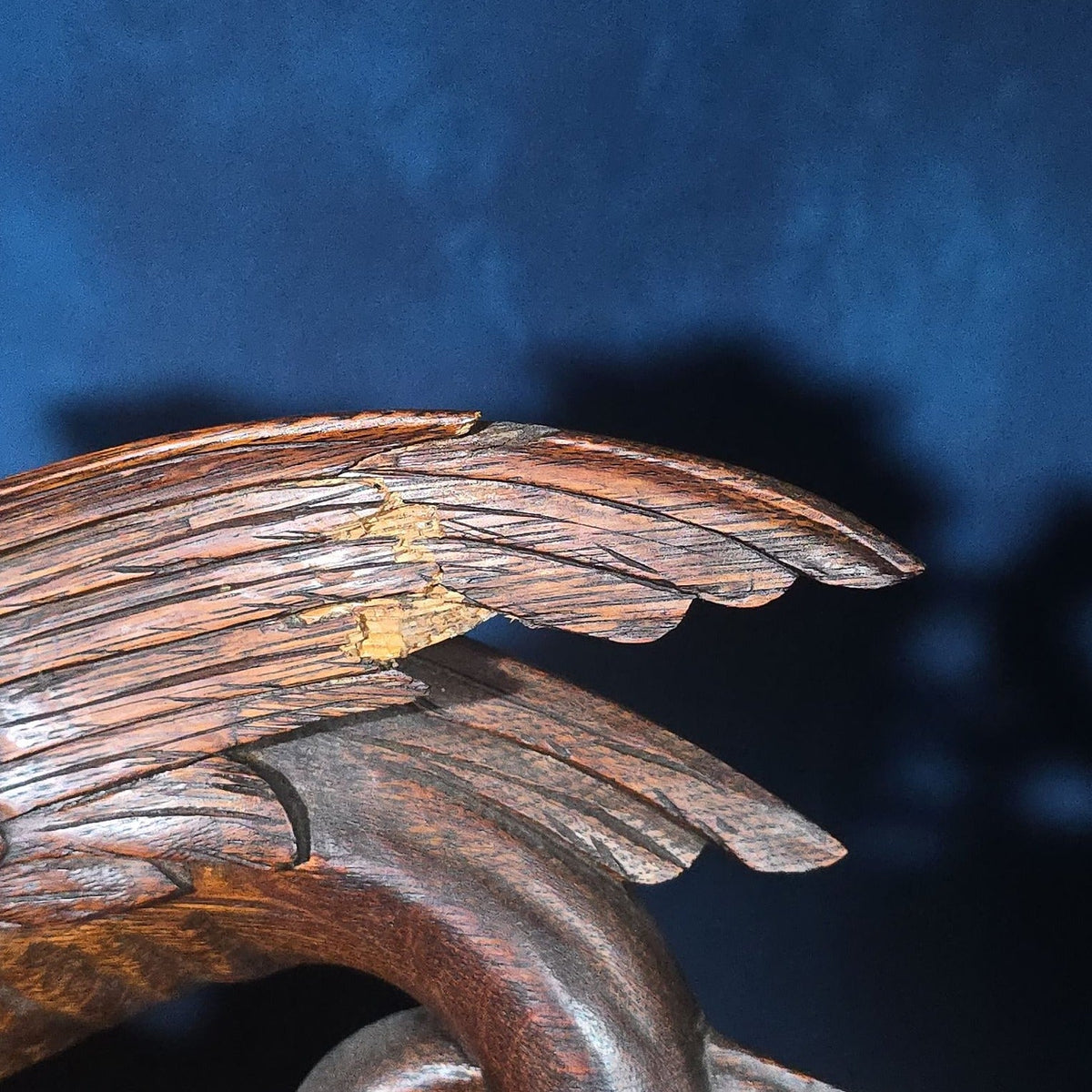 Antique Renaissance Revival Carved Oak Hall Bench with Lift-Top Storage, Green Man, Griffin and Shield Crest