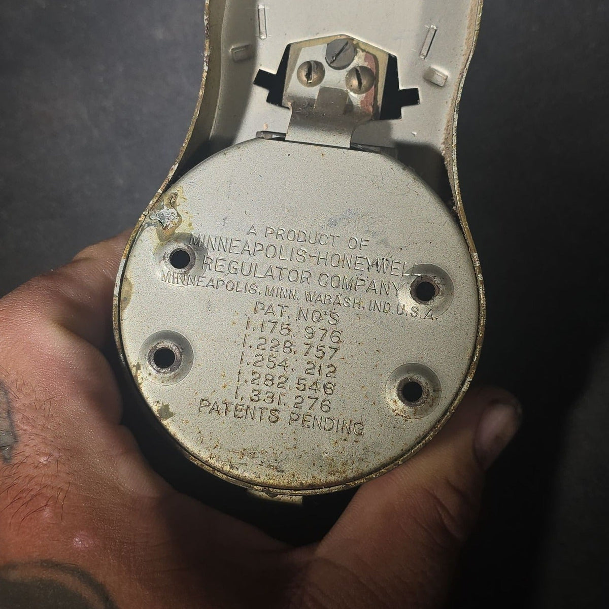 Vintage Minneapolis-Honeywell Regulator Company Model 77 Eight-Day Jewel Clock Thermostat with Thermometer, Minneapolis, Minnesota and Wabash, Indiana