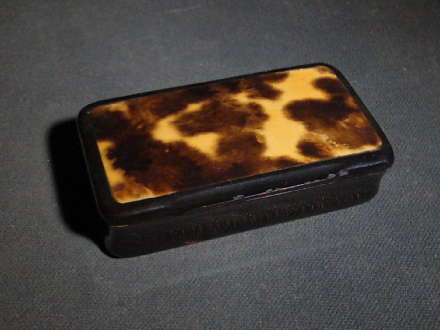 Antique Victorian Tortoiseshell Snuff Box
