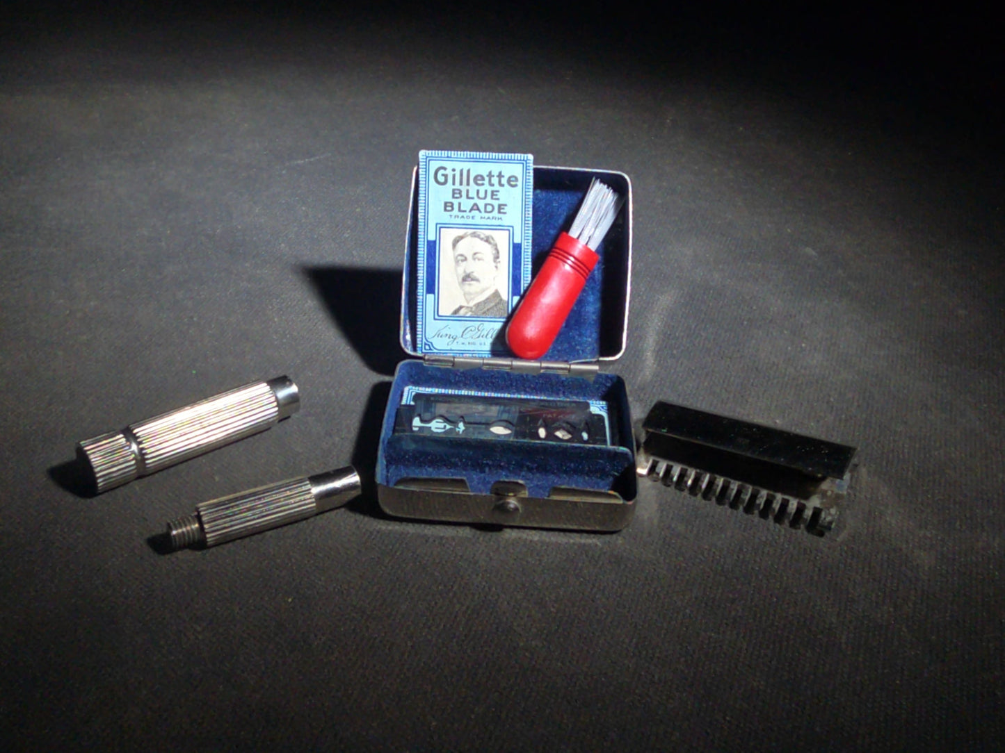 Vintage Gillette Pocket Safety Razor Travel Set in Compact Hinged Metal Case with Gillette Blue Blade Pack and Cleaning Brush