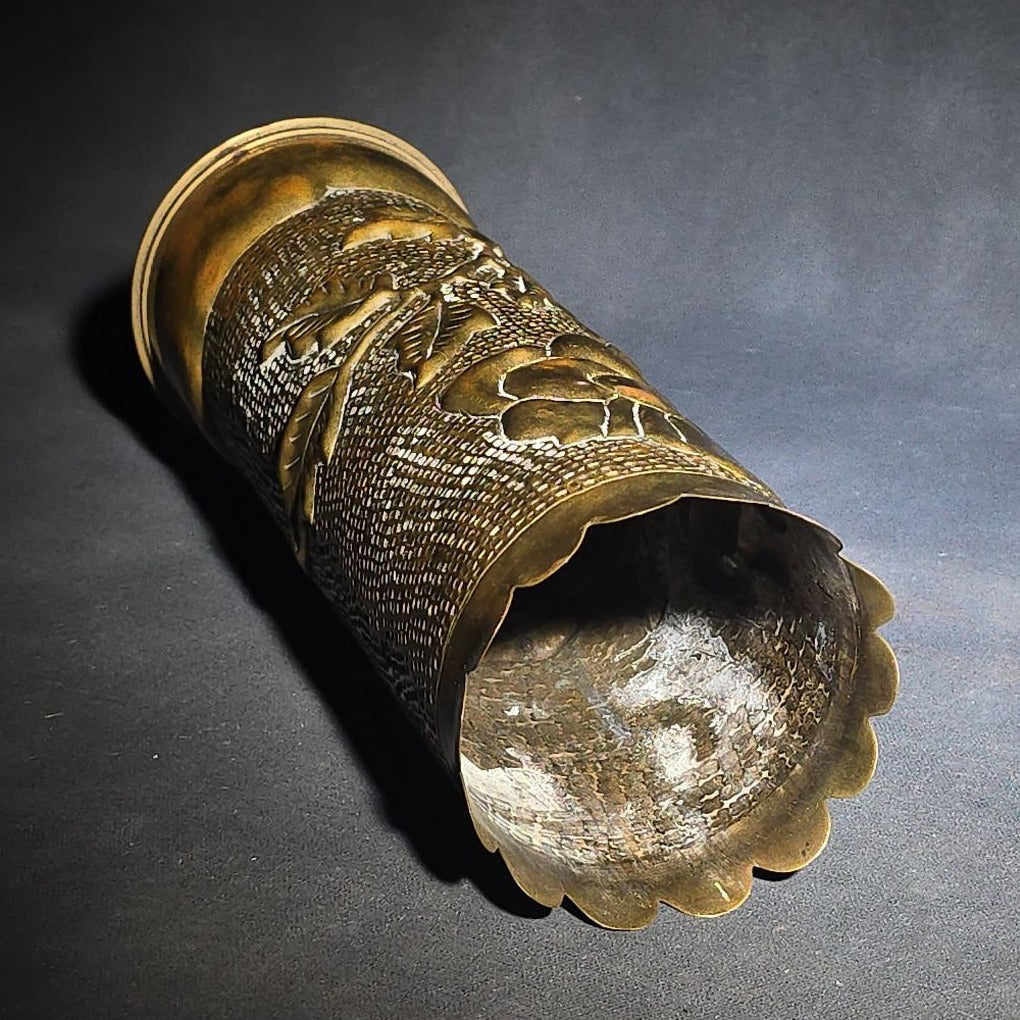 Antique WWI Trench Art Vase with Floral Repousse Decoration, British 18-Pounder Brass Shell Casing Dated 1917, Scalloped Rim