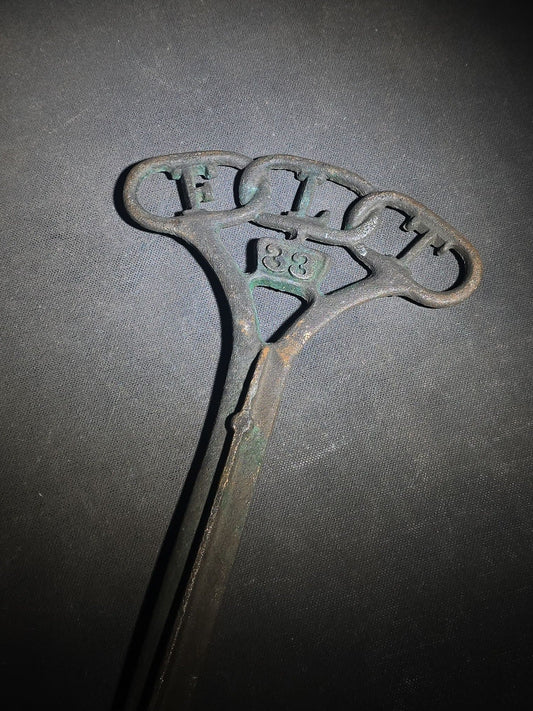 Antique Cast Iron I.O.O.F. Odd Fellows Grave Marker with Three-Link Chain and "F.L.T." for Friendship, Love, and Truth, No. 38, Note Broken Flag Holder Tabs