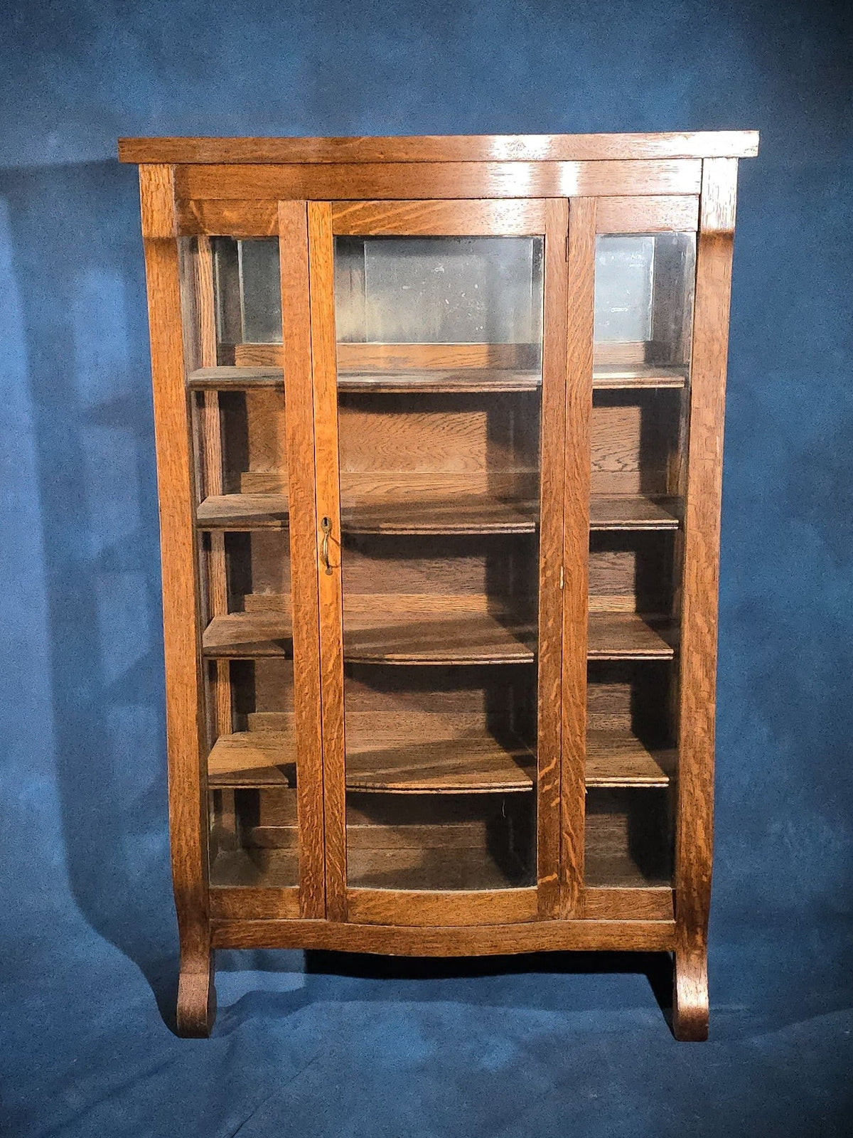 Antique Oak Bow-Front China Cabinet with Five Shelves