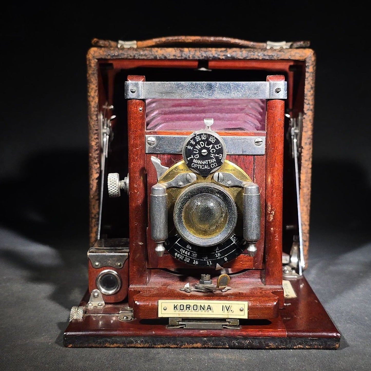 Antique Gundlach-Manhattan Optical Co. Korona IV 4x5 Compact Folding Camera, Manufactured by Gundlach-Manhattan Optical Co., Rochester, New York