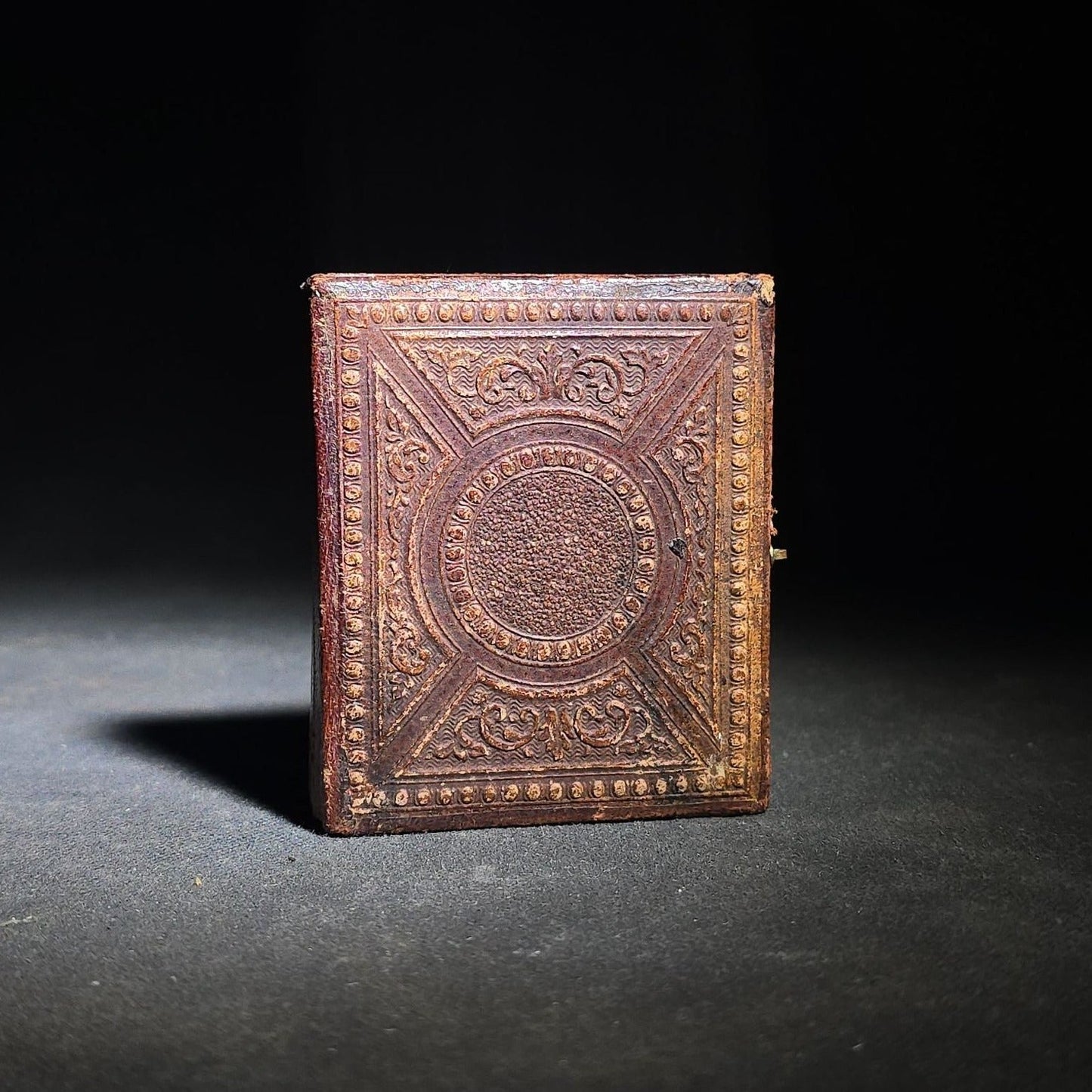 Antique 1/9th Plate Daguerreotype Photograph of a Young Man in a Dark Coat, Photographed by Tyler & Co., in Full Intact Leatherette Case