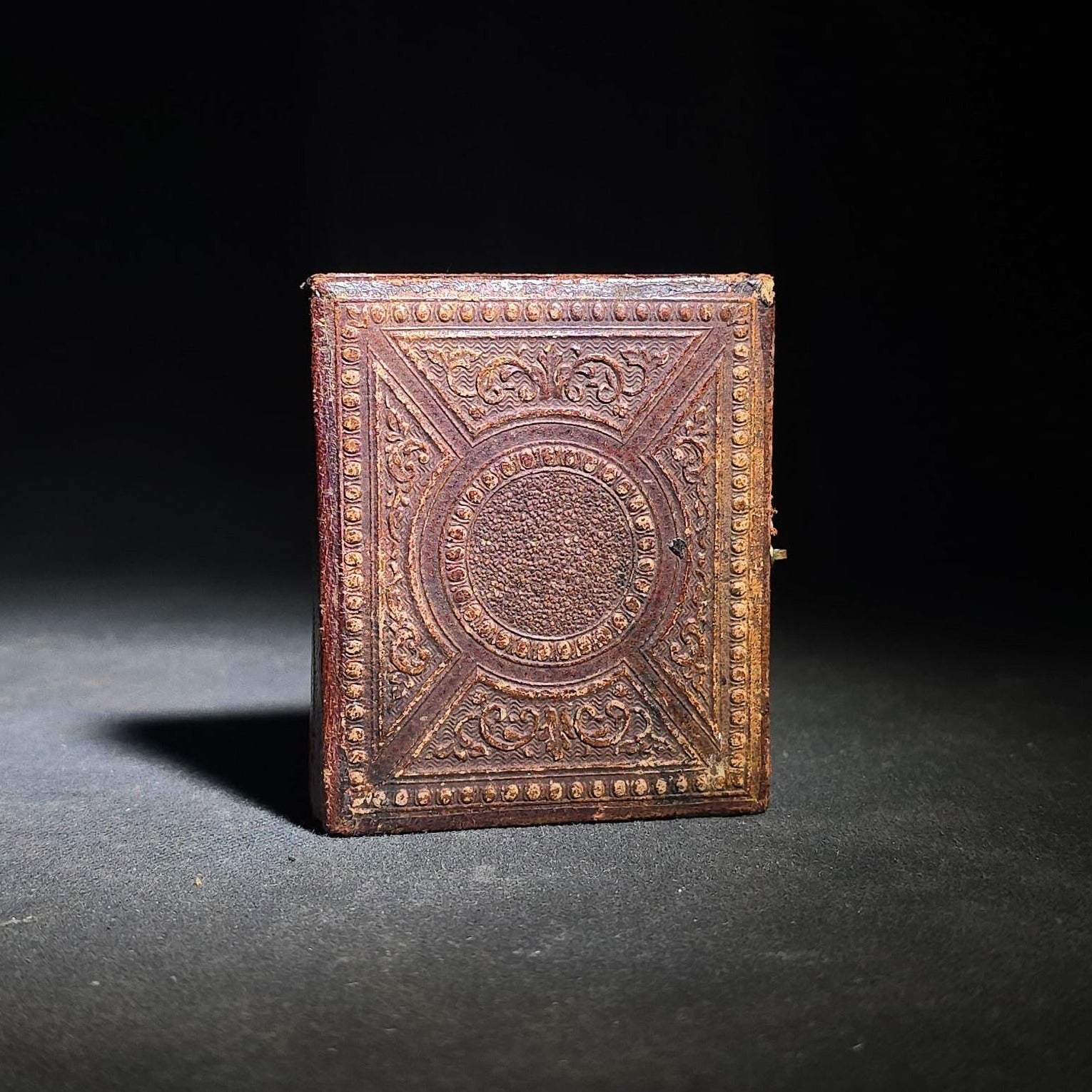 Antique 1/9th Plate Daguerreotype Photograph of a Young Man in a Dark Coat, Photographed by Tyler & Co., in Full Intact Leatherette Case