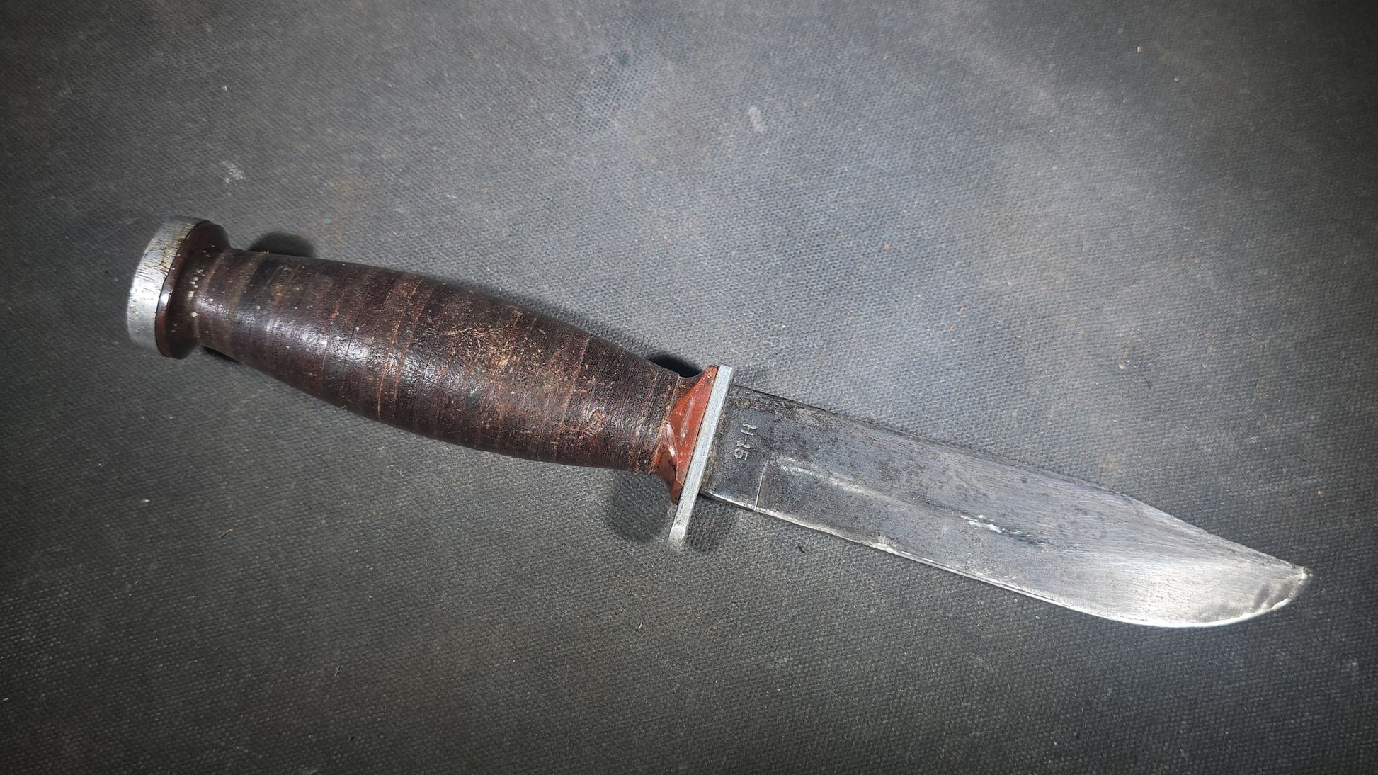 Vintage Schrade-Walden H-15 Hunting Knife with Stacked Leather Handle and Tooled Leather Sheath, Manufactured by Schrade-Walden, New York, U.S.A.