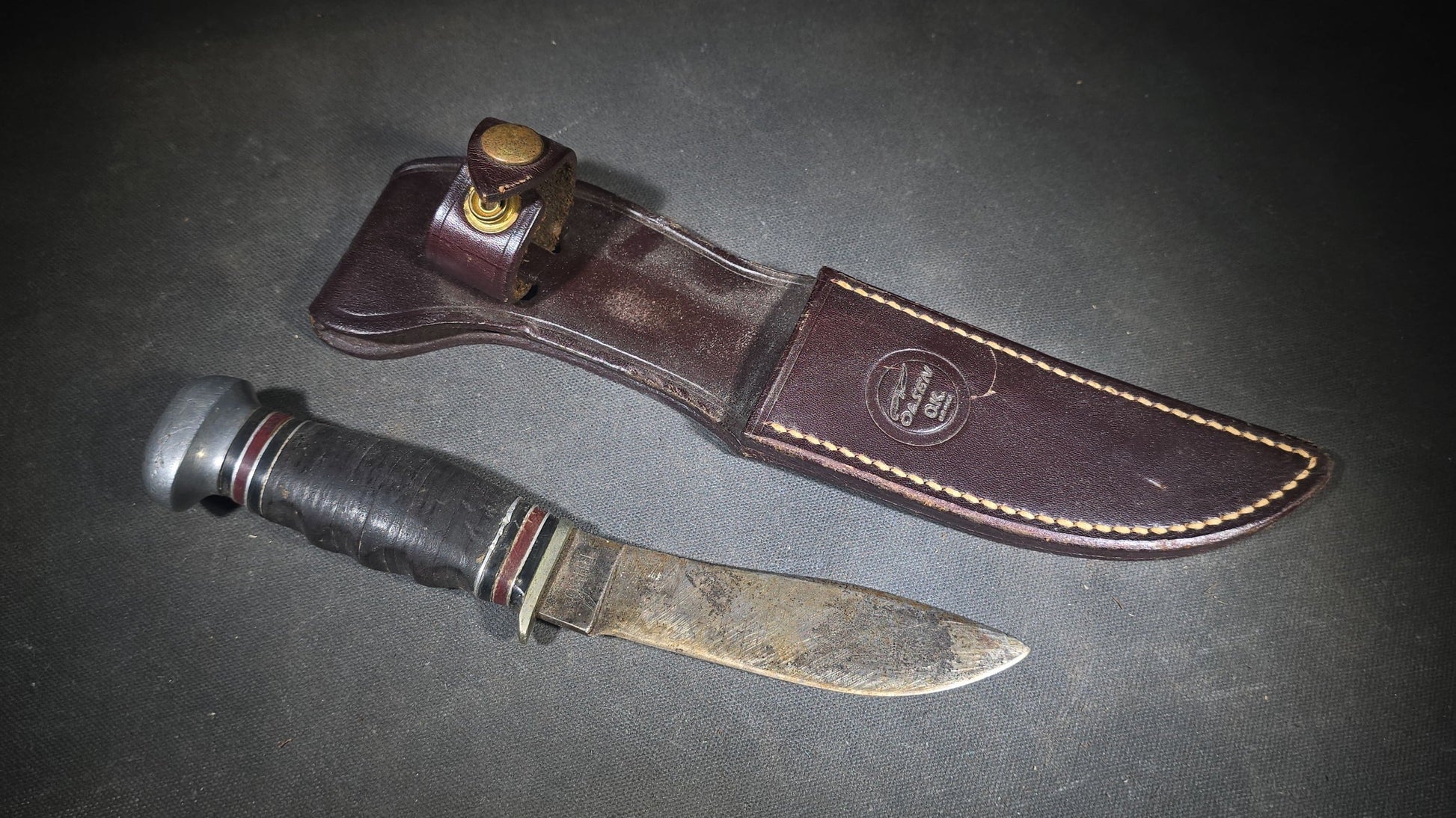 Vintage Remington DuPont RH56 Fixed Blade Hunting Knife with Stacked Leather Handle in Modern Sheath