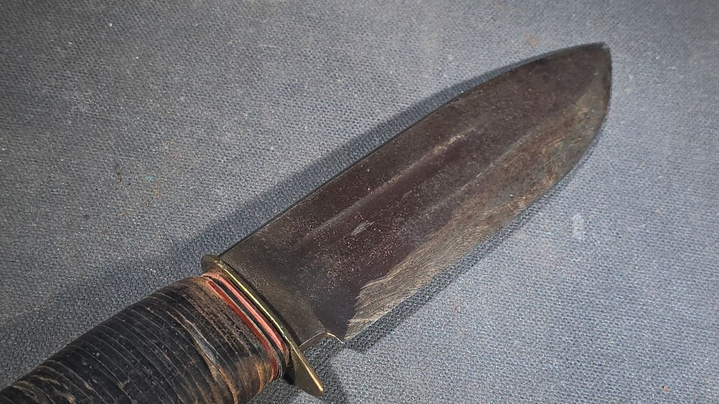 Vintage Baron Fixed-Blade Hunting Knife with Stacked Leather Handle and Leather Sheath, Manufactured by Baron, Solingen, Germany