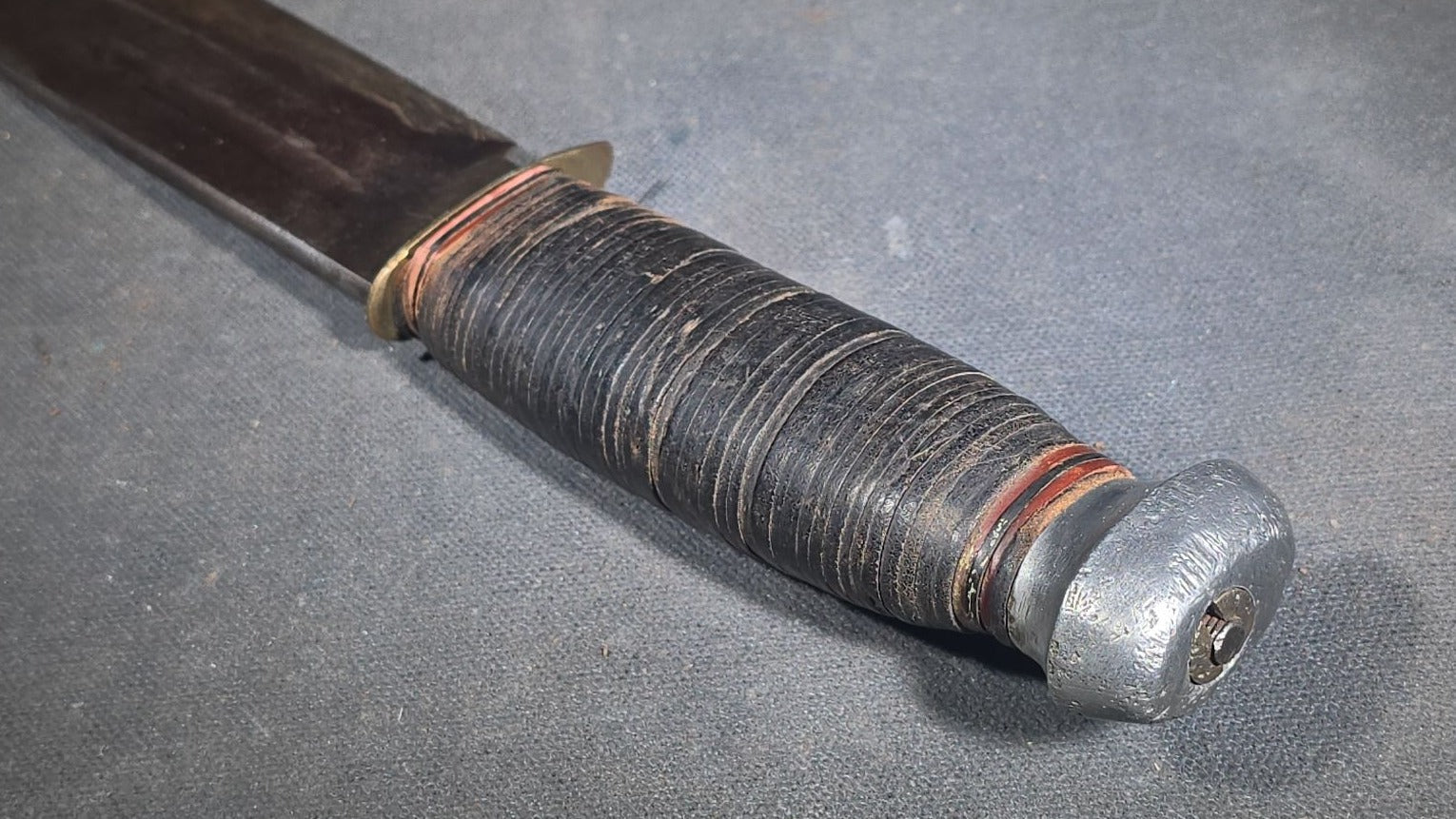 Vintage Baron Fixed-Blade Hunting Knife with Stacked Leather Handle and Leather Sheath, Manufactured by Baron, Solingen, Germany