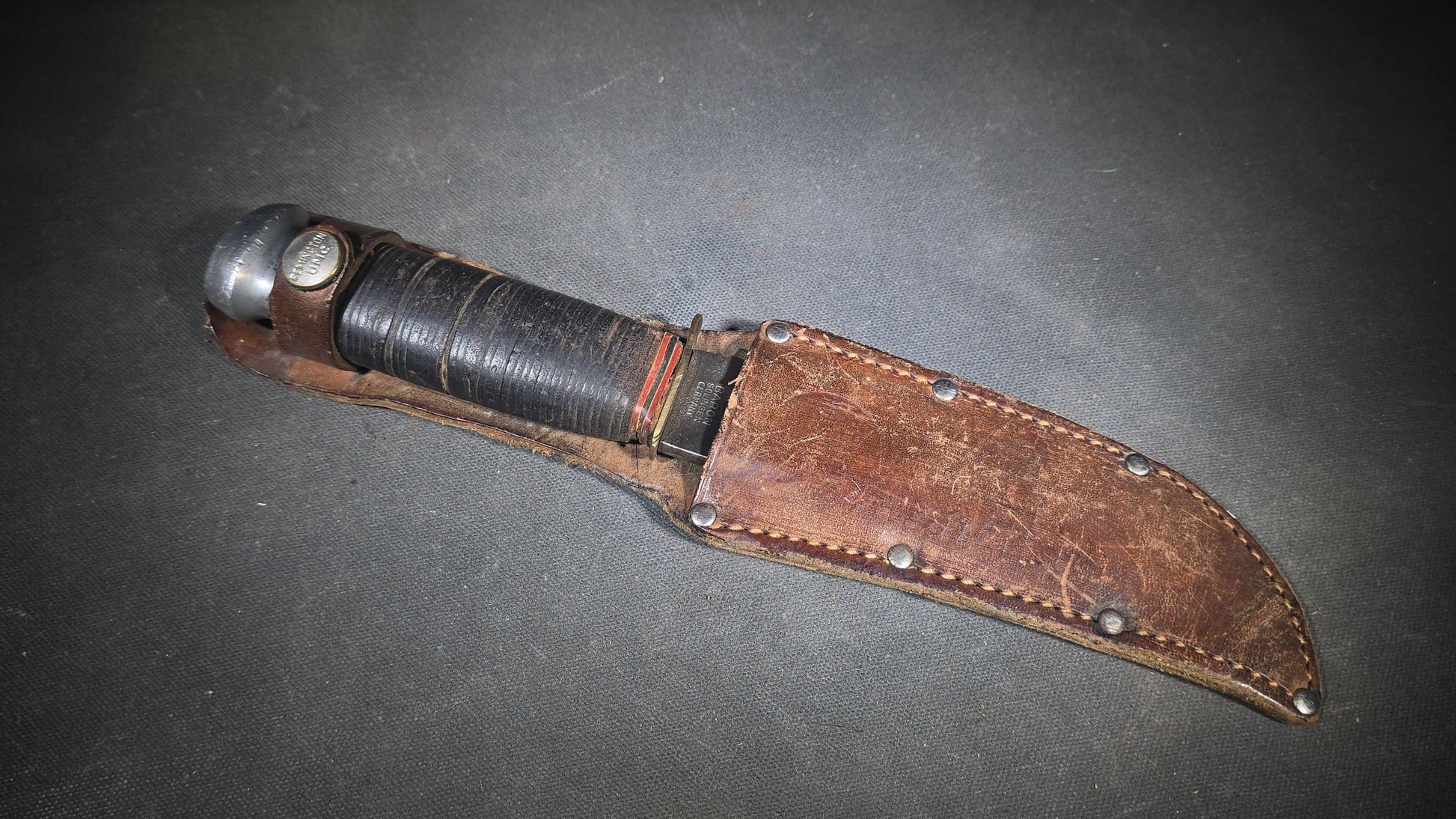 Vintage Baron Fixed-Blade Hunting Knife with Stacked Leather Handle and Leather Sheath, Manufactured by Baron, Solingen, Germany