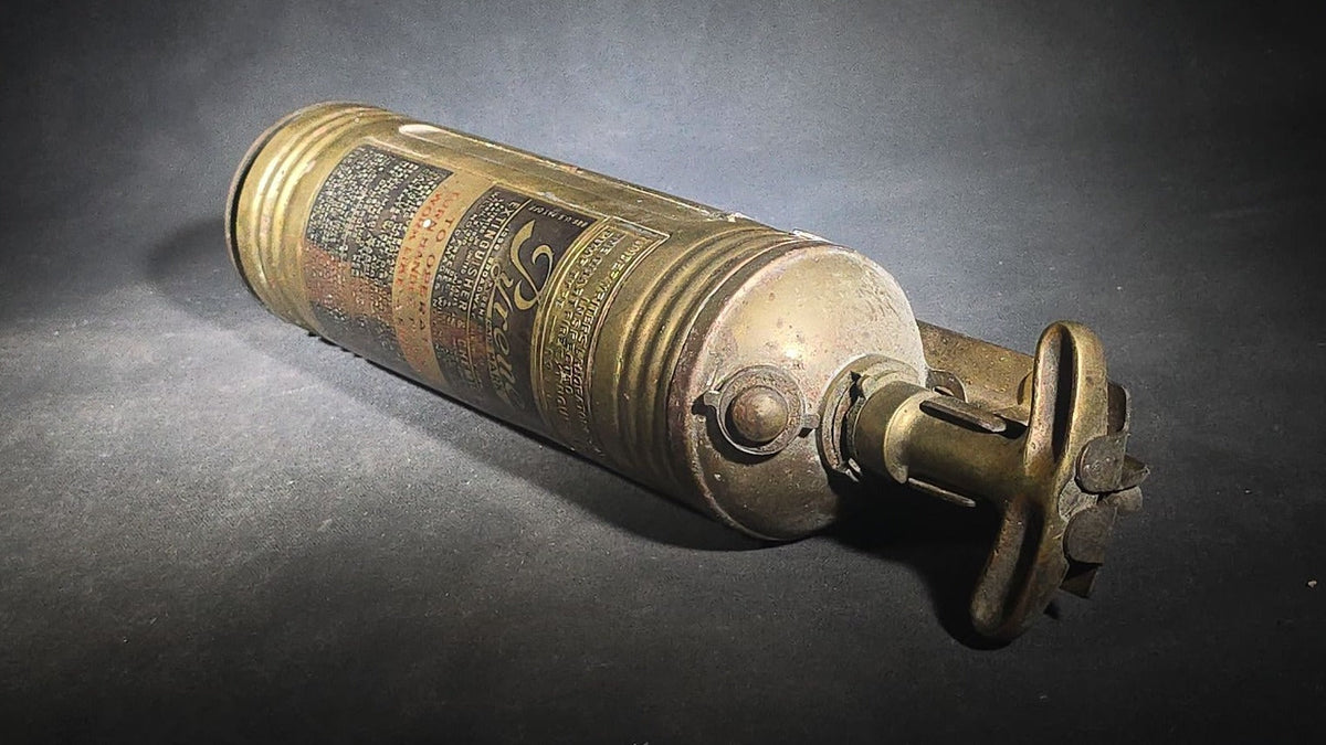 Antique Pyrene Brass One-Quart Pump-Type Fire Extinguisher with Wall-Mount Bracket, Manufactured by Pyrene M'f'g Co., New York, New York