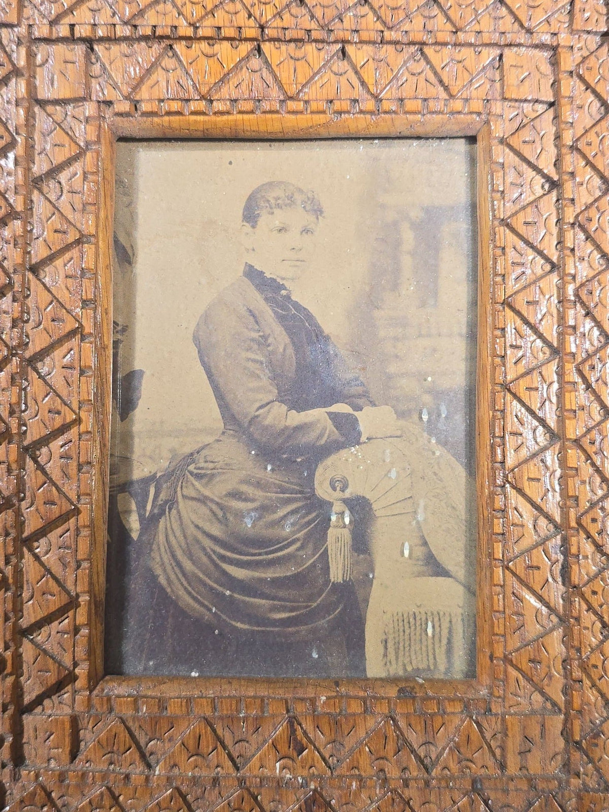 Antique Chip-Carved Folk Art Easel Picture Frame with Photograph of a Seated Young Woman