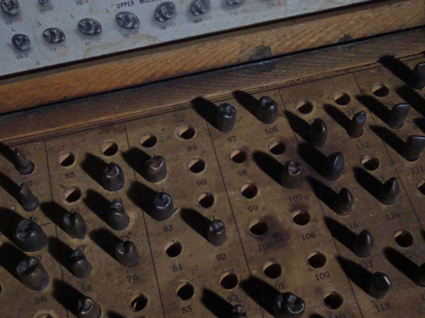 Antique S.S. White Dental Mfg. Co. Steel Tooth Die Set in Wooden Case with Indexed Chart