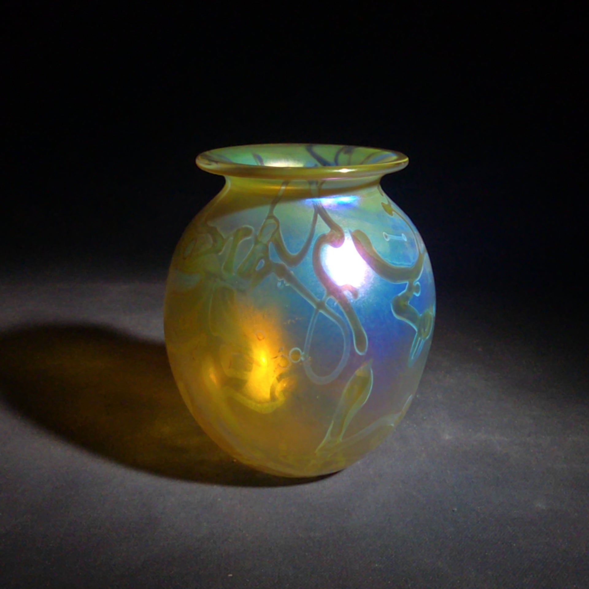 Vintage Robert Eickholt Iridescent Art Glass Vase with Swirl Design
