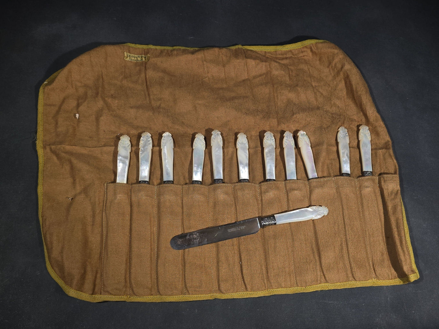 Antique Set of 12 Mother-of-Pearl Handled Knives in Gorham Mfg. Co. Silversmiths Roll, Retailed by Theodore B. Starr, Madison Square, New York