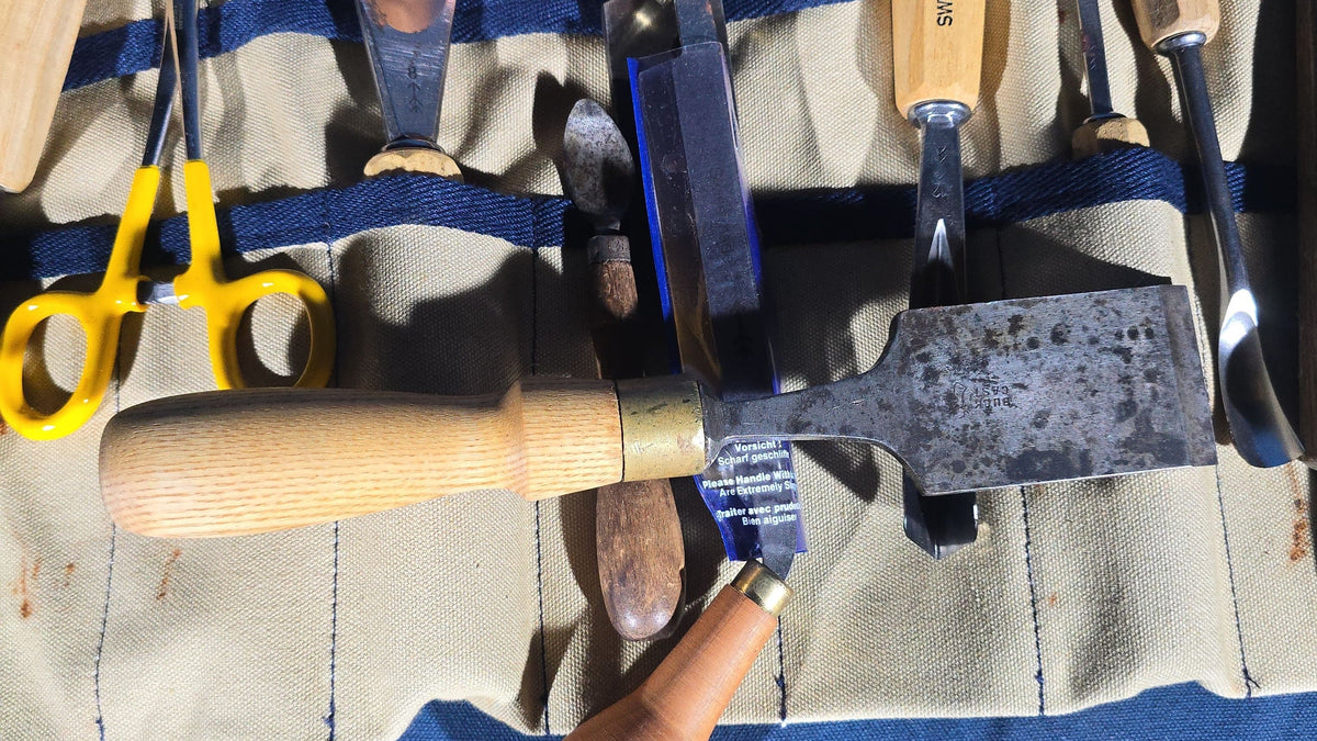 Grouping of 15 Antique, Vintage, and Modern Woodworking Chisels and Gouges including Pfeil Swiss-Made Carving Tools in Canvas Tool Roll