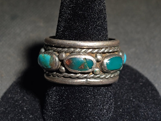 Vintage Old Pawn Native American Sterling Silver and Turquoise Band Ring with Multiple Cabochons and Twisted Rope Wire Borders