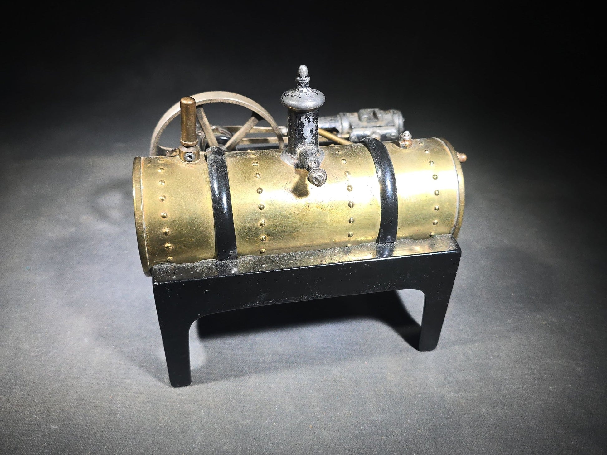 Antique Weeden Toy Steam Engine with Brass Boiler and Flywheel, Manufactured by Weeden Manufacturing Co., Note Broken Leg