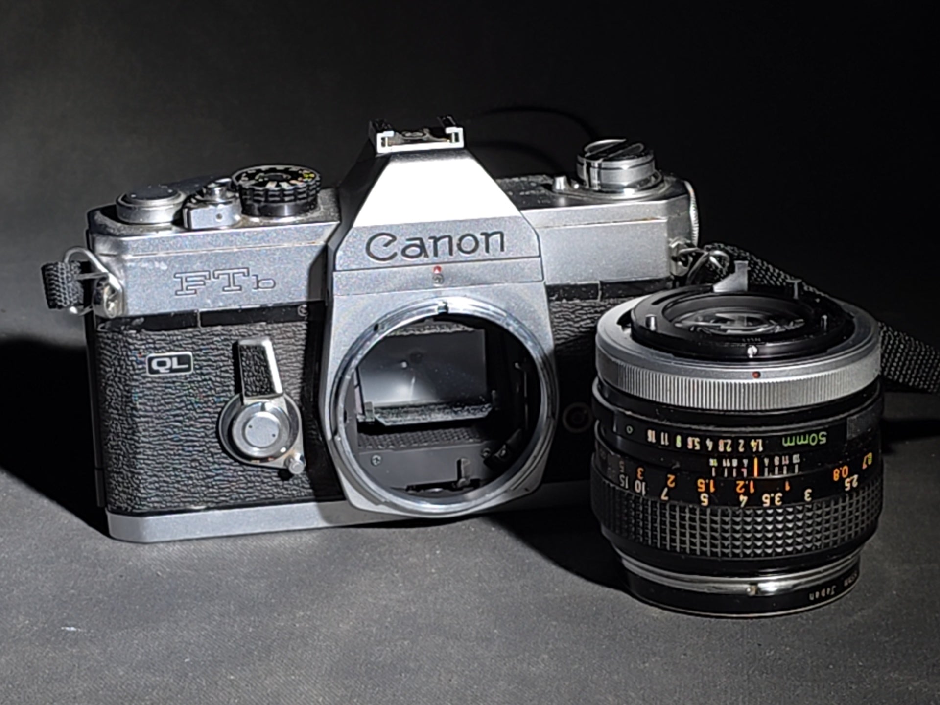 Vintage Canon FTb QL 35mm S.L.R. Camera with Canon FD 50mm f/1.4 Lens