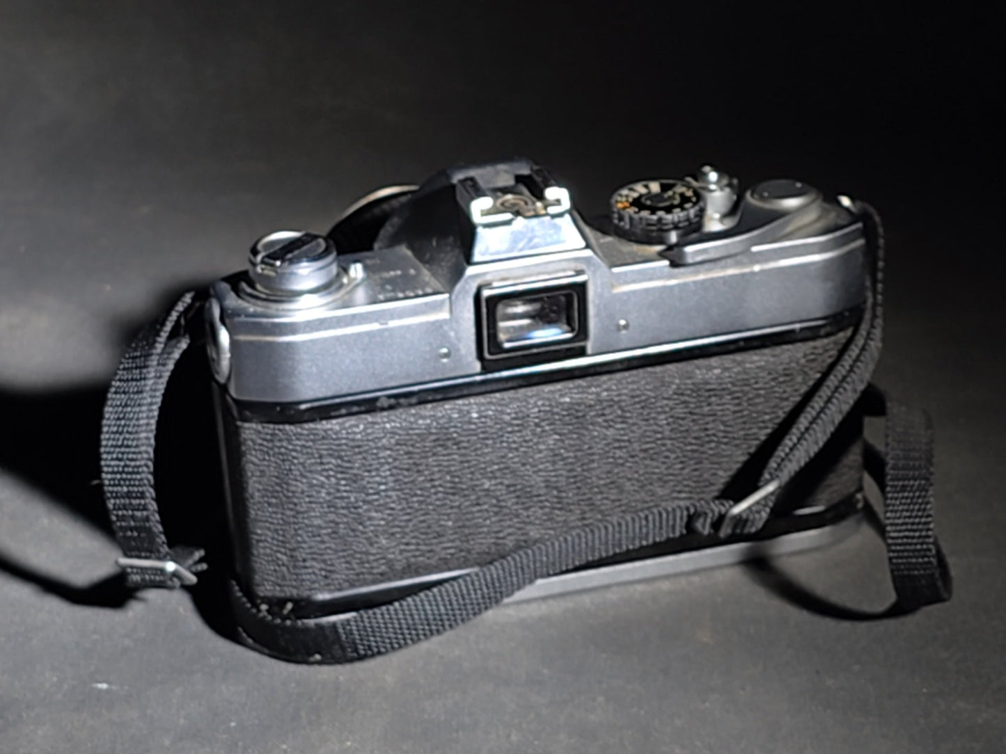 Vintage Canon FTb QL 35mm S.L.R. Camera with Canon FD 50mm f/1.4 Lens