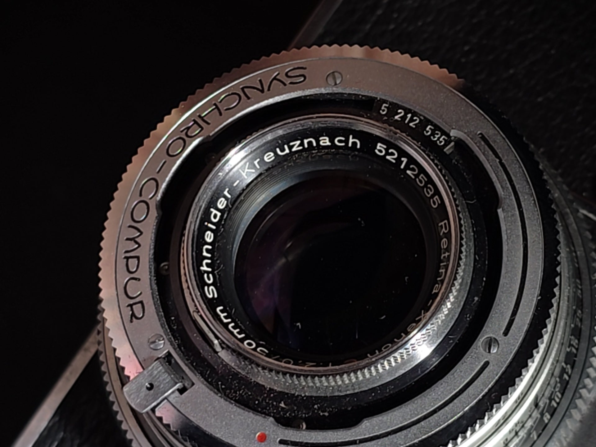 Vintage Kodak Retina Reflex 35mm S.L.R. Camera with Schneider-Kreuznach Retina-Xenon C f:2.0/50mm Lens and Leather Case