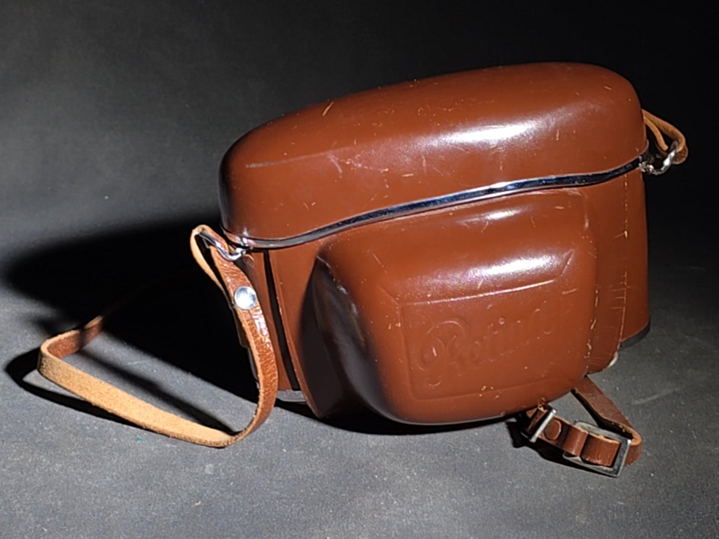 Vintage Kodak Retina Reflex 35mm S.L.R. Camera with Schneider-Kreuznach Retina-Xenon C f:2.0/50mm Lens and Leather Case