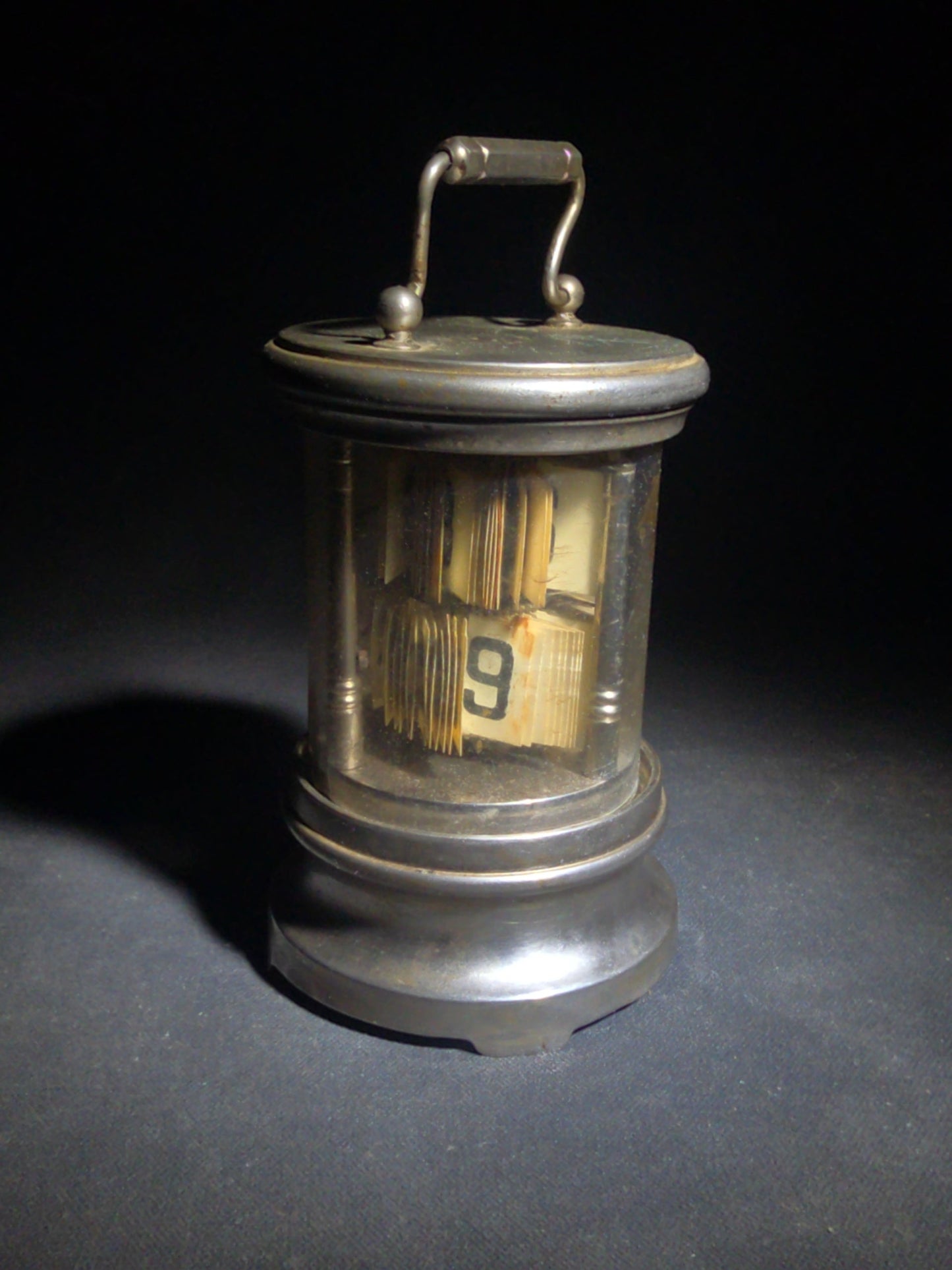 Antique Chronos Ever Ready Plato Flip Clock Marking, for Parts or Repair, Not Working, Missing Original Glass Cylinder Replaced with Plastic, Patented in All Countries