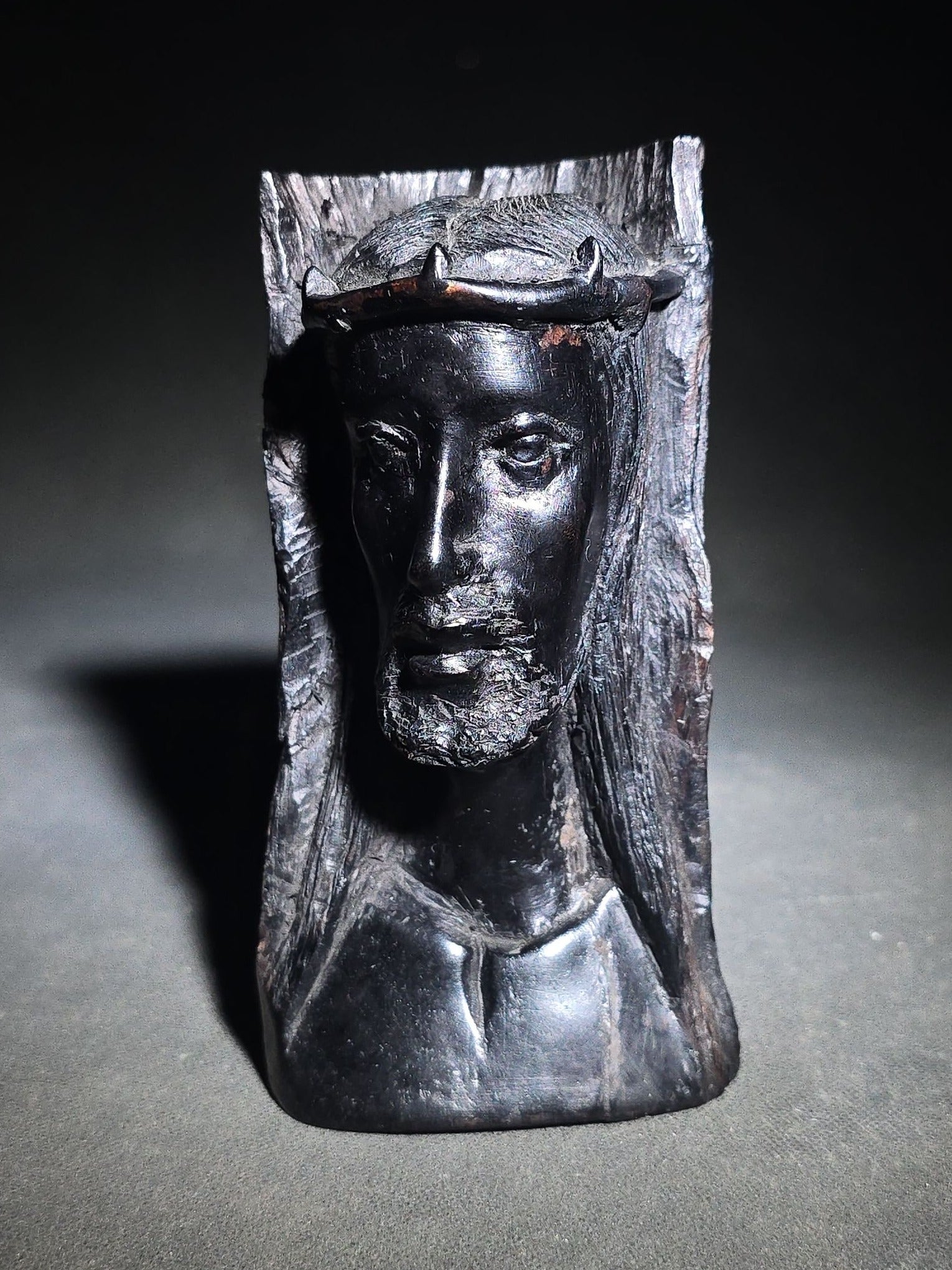 Modern Carved Ebony Bust of Christ with Crown of Thorns, from Tanzania, 2013