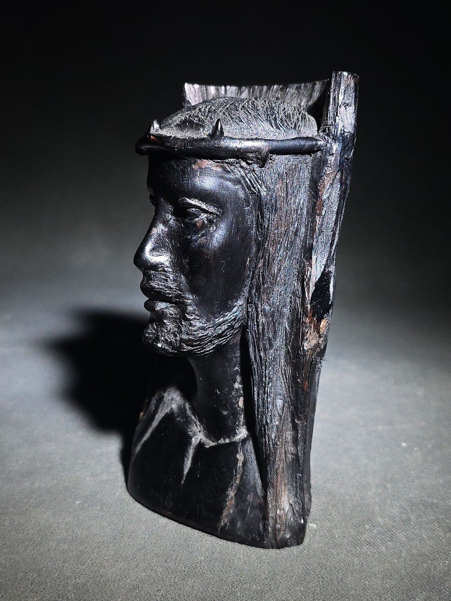Modern Carved Ebony Bust of Christ with Crown of Thorns, from Tanzania, 2013